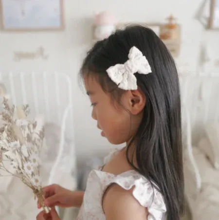 Classic Bow Clip - Azalea